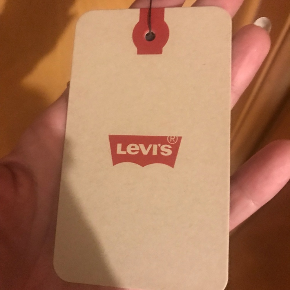 LEVI’S FAUX LEATHER CLASSIC TRUCKER JACKET - Picture 9 of 9